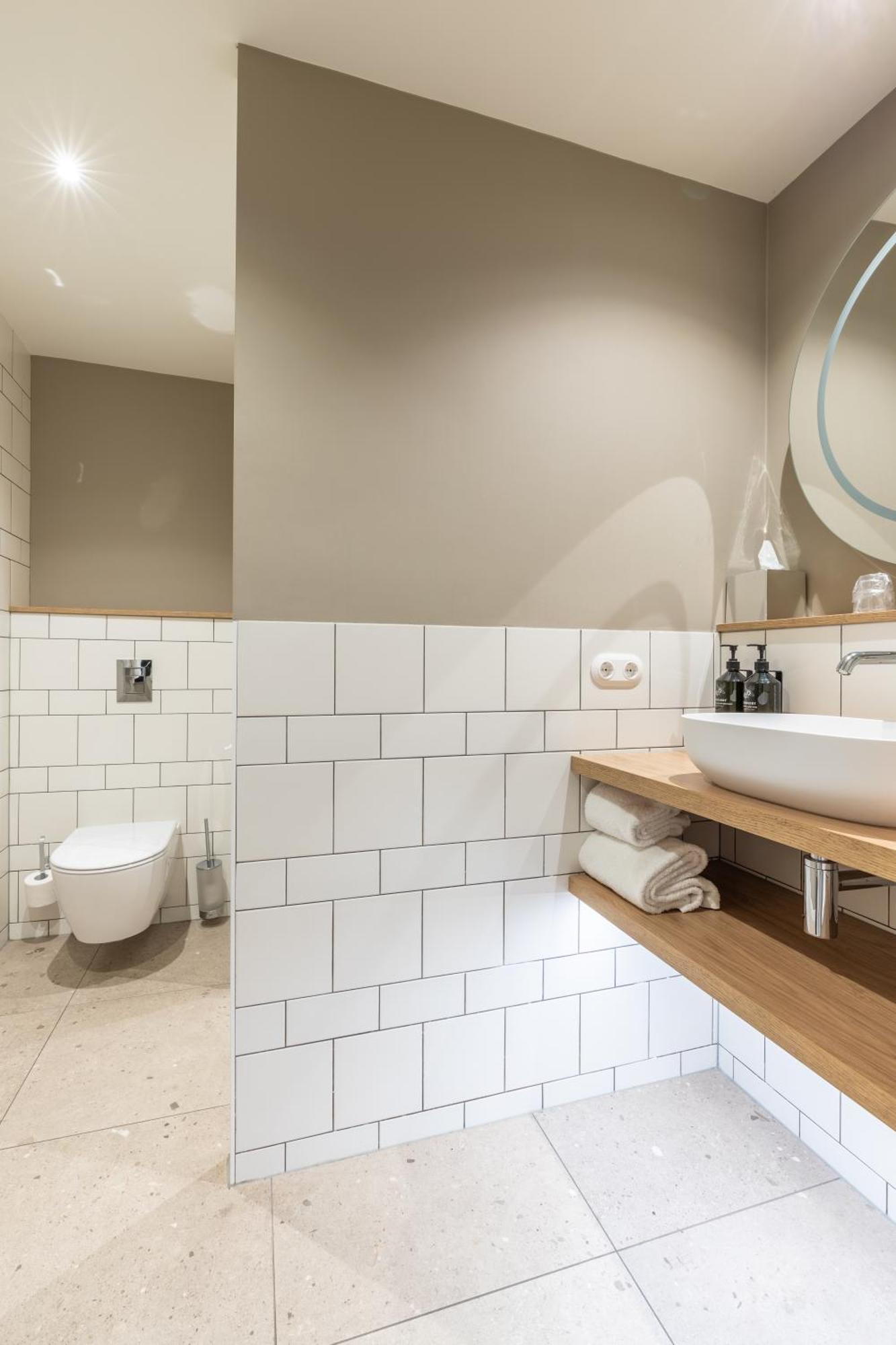Strandhotel - Next Door 3*