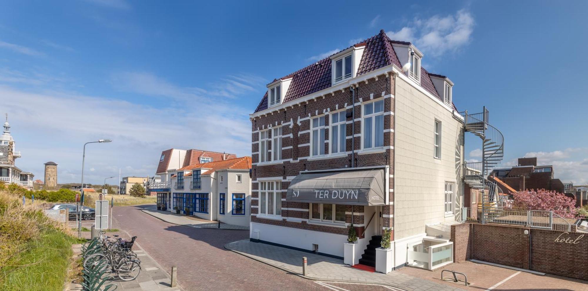Strandhotel - Next Door 3* Domburg