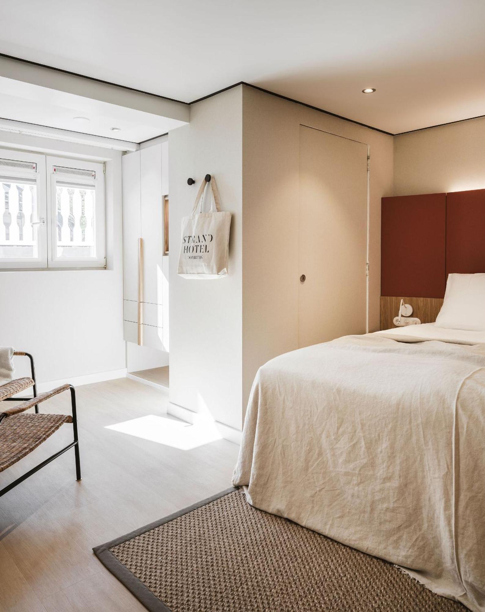 Strandhotel - Next Door