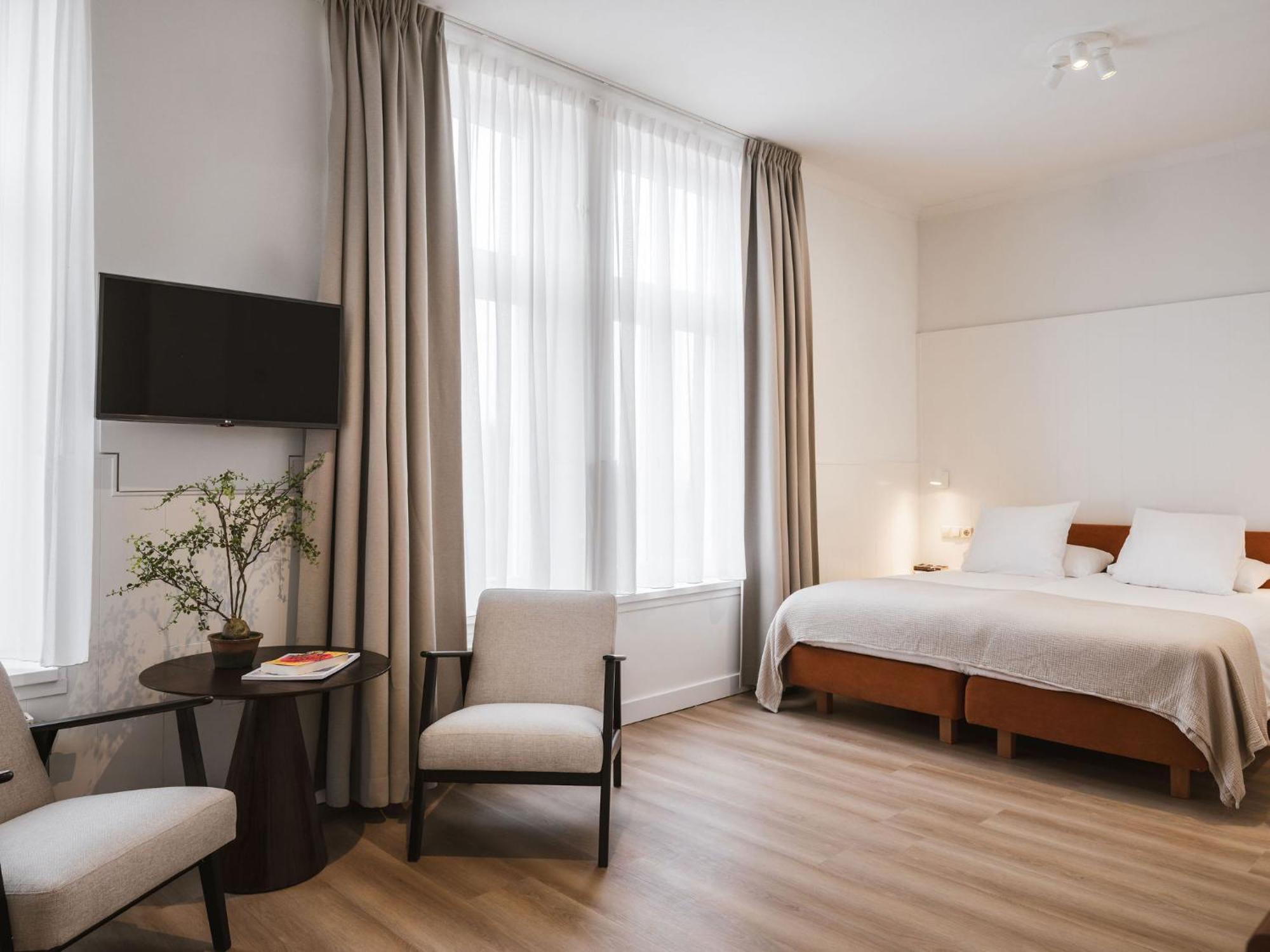 Strandhotel - Next Door 3* Domburg