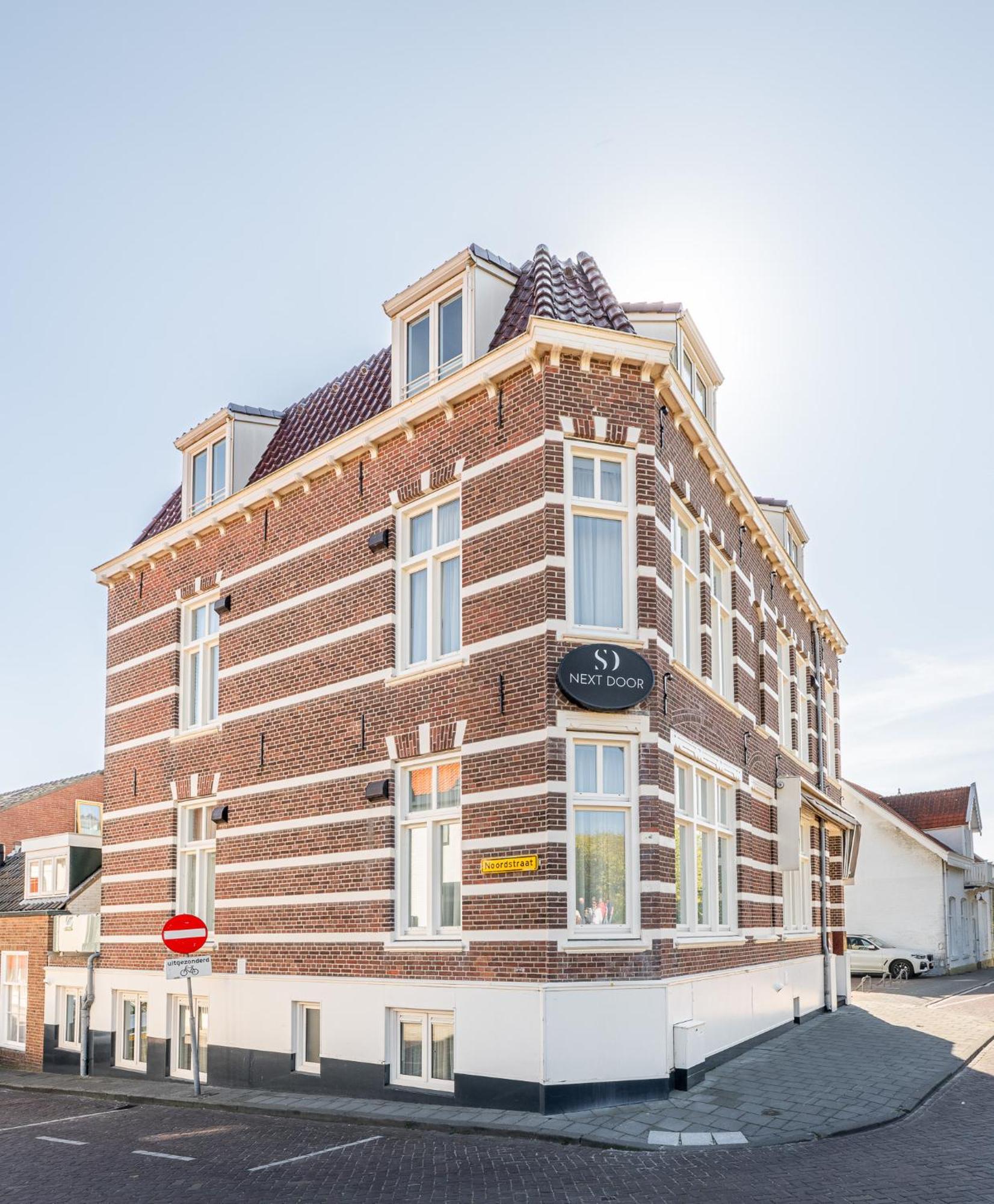 Strandhotel - Next Door Hotel 3*